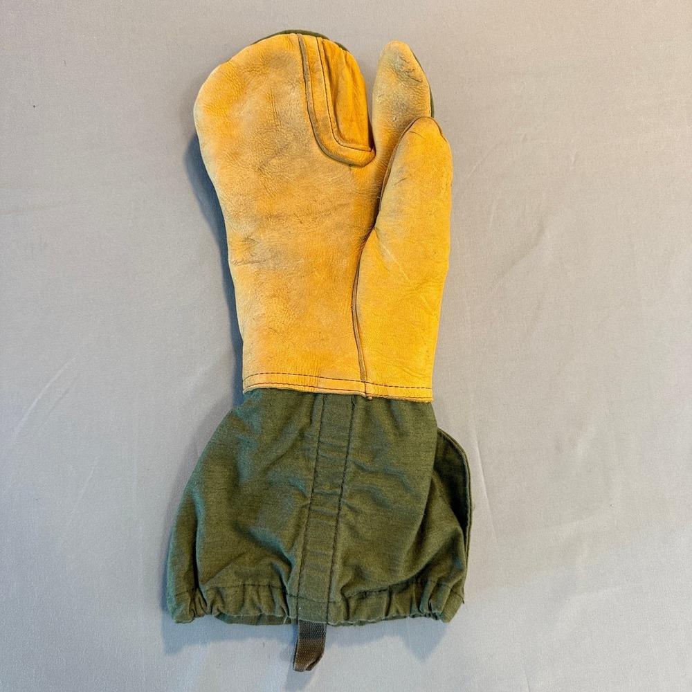 US Military Cold Weather Trigger Finger Mitten Shell & Insert Right Hand Large